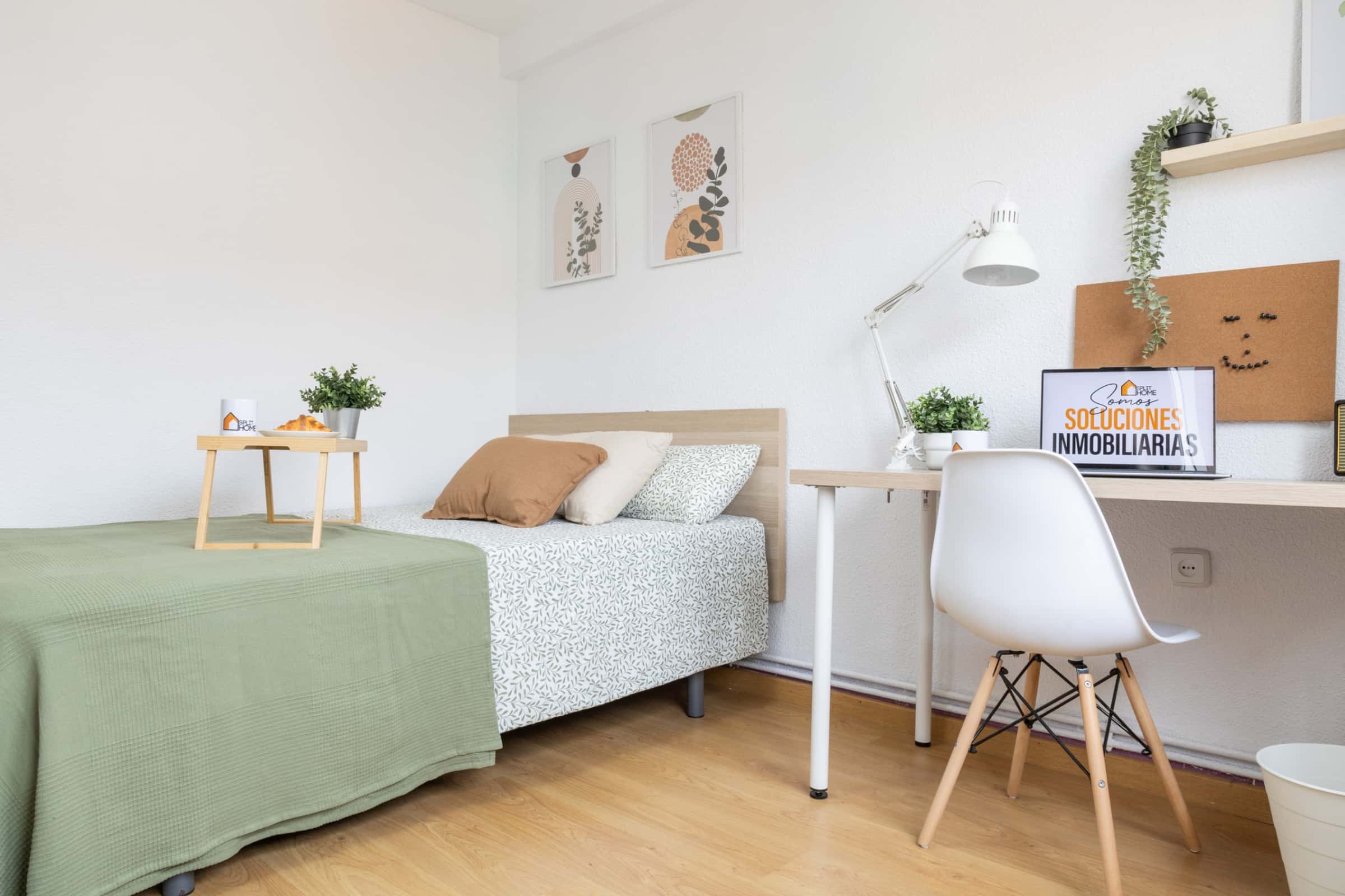 Habitacion privada en calle Santa Eva , Madrid