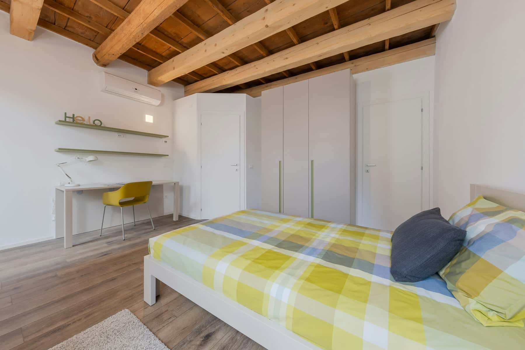 Room in Via Fondobanchetto, Ferrara for 47 m² with 2 bedrooms