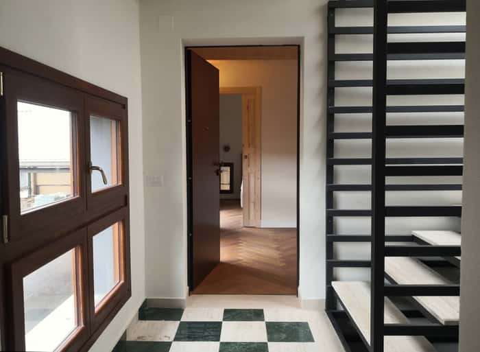 Listing photo thumbnail