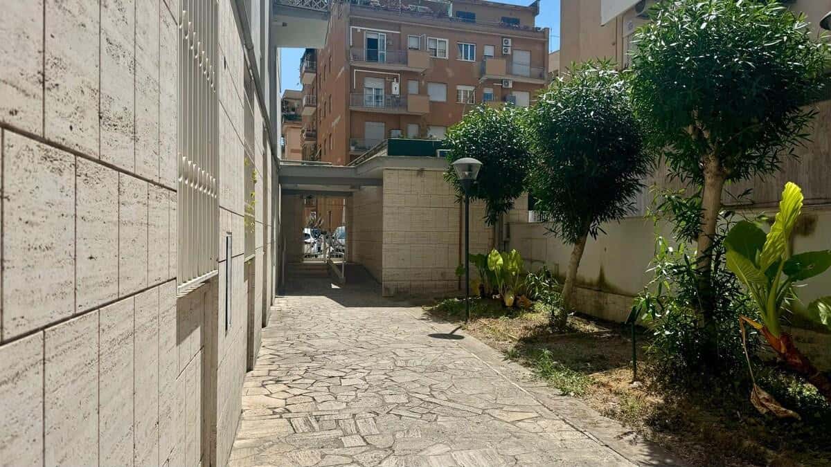 Apartment Rome, 1 bed — photo 1