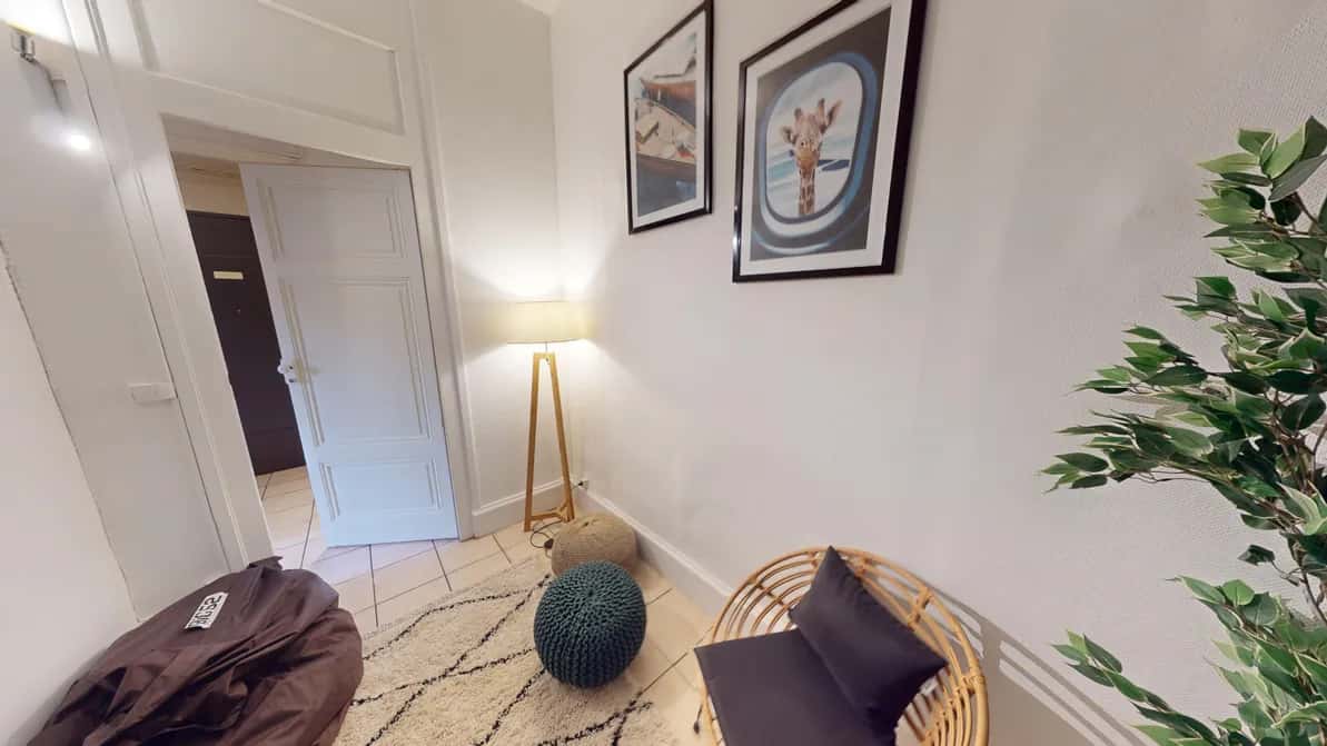 Chambre dans Rue Marietton, Lyon pour 108 m² avec 5 chambres