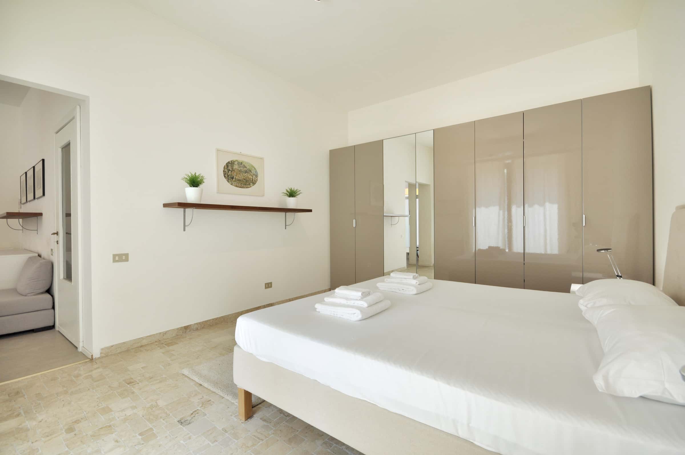 Apartment Milan, 1 bed — photo 1