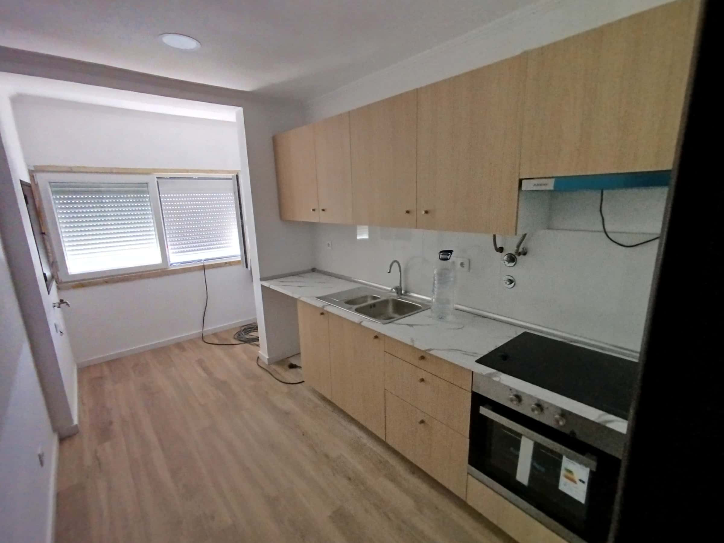 3 bedroom Apartment in Avenida Independência das Colónias, Setúbal