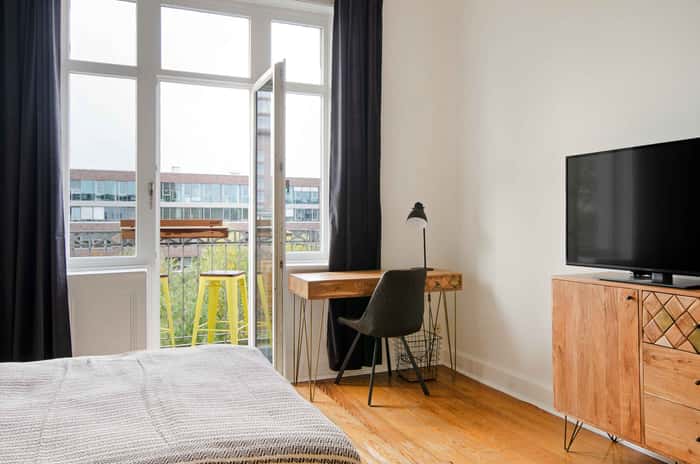 Listing photo thumbnail