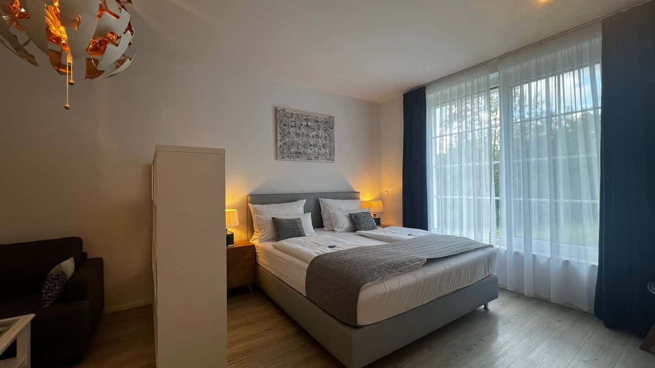 Helle, perfekte Suite in Blaustein mit großer Balkonterrasse