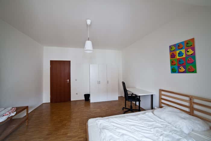 Listing photo thumbnail