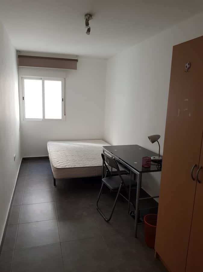 Habitación en piso de 4 habitaciones en Benimaclet