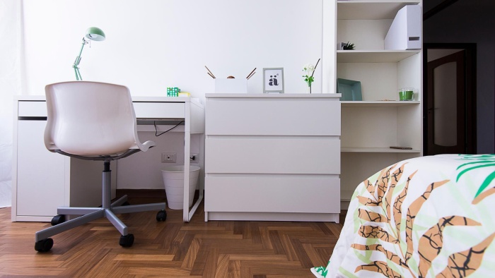 Listing photo thumbnail