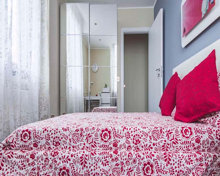 Listing photo thumbnail