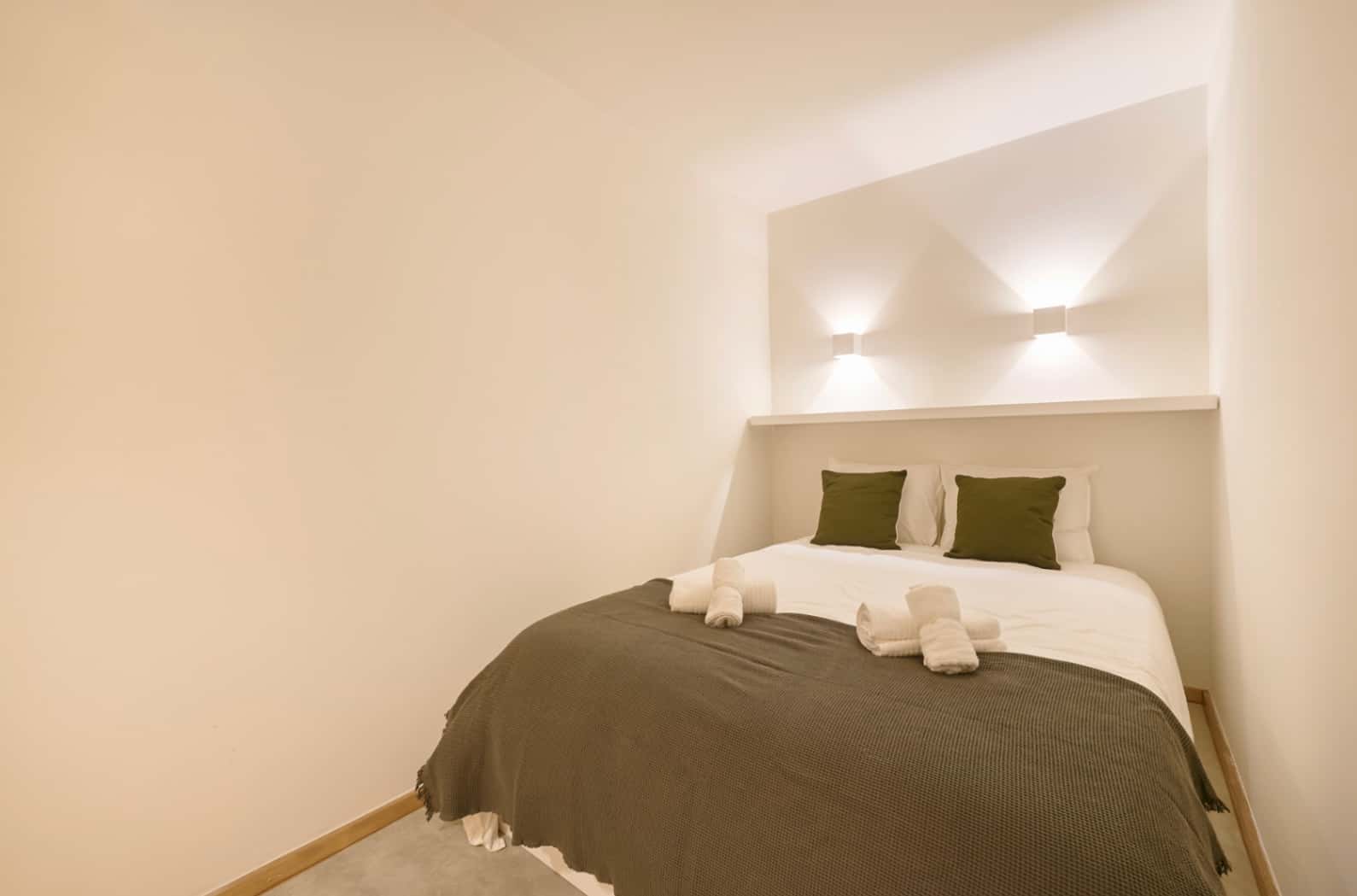 2-bedroom apartment in Rua Artur Lamas 12, Lisbon