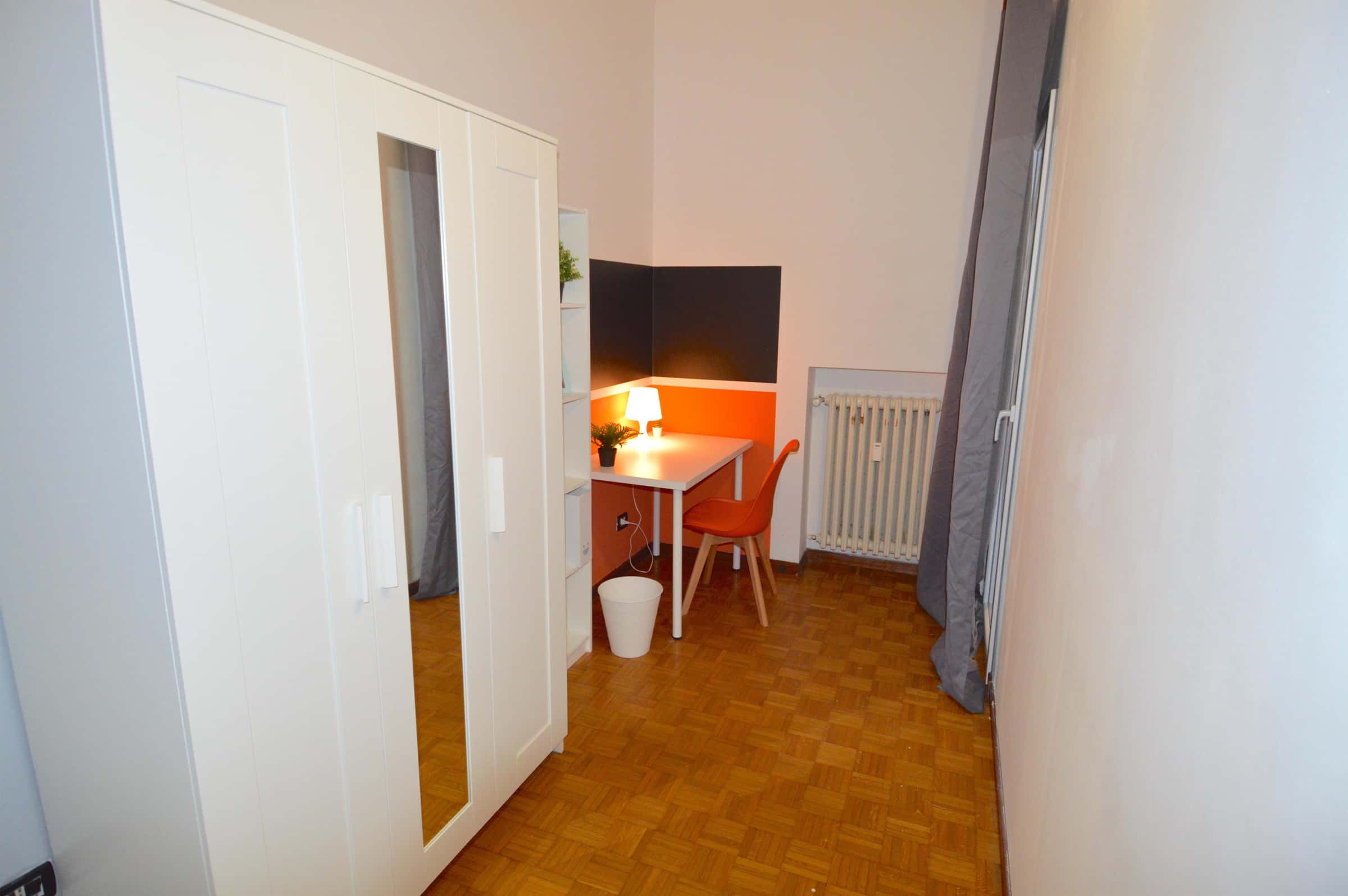 Via Giardini 20 - Stanza 102