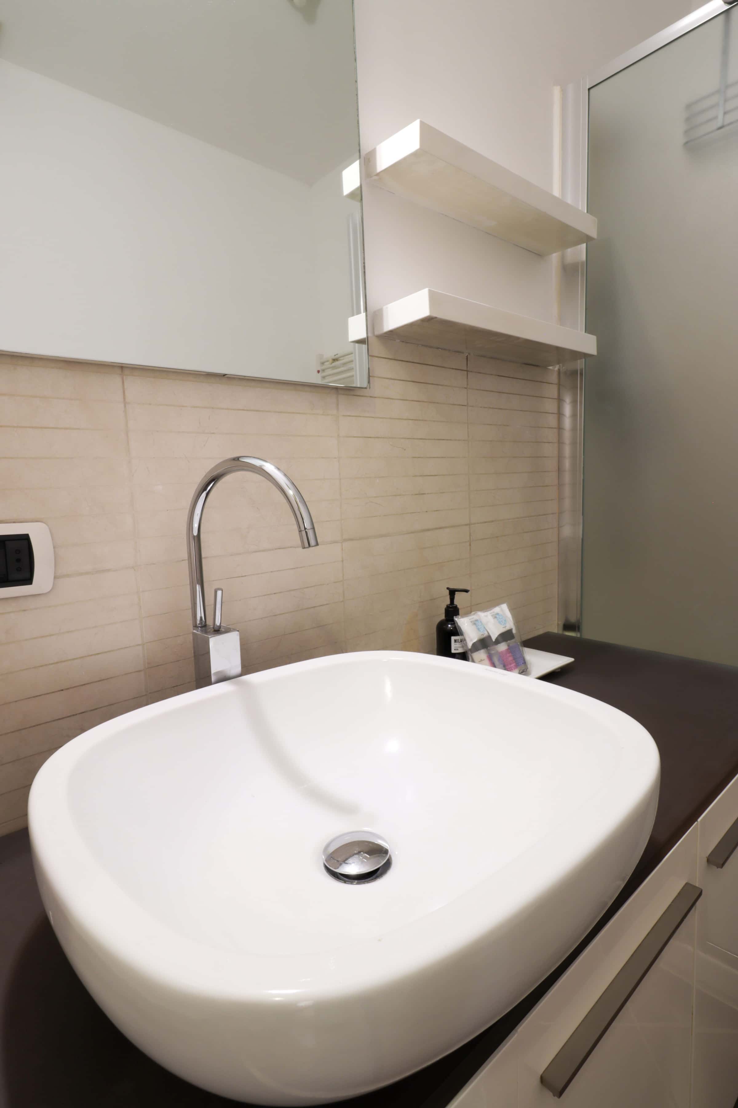 Apartment Milan — photo 11