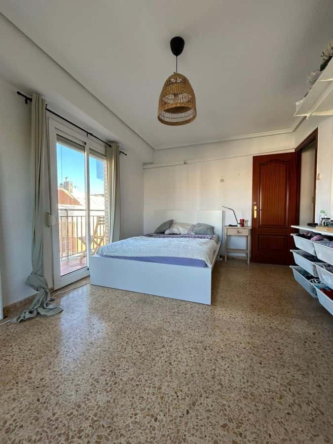 Habitación en piso de 4 habitaciones en Poblados Marítimos