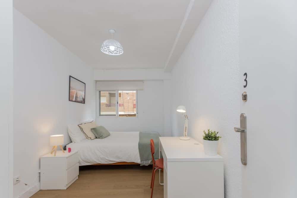 Habitacion doble luminosa en Benimaclet