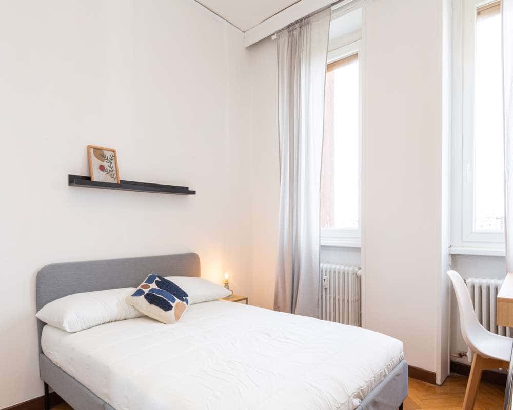 Stanza in Via Giulio Ceradini