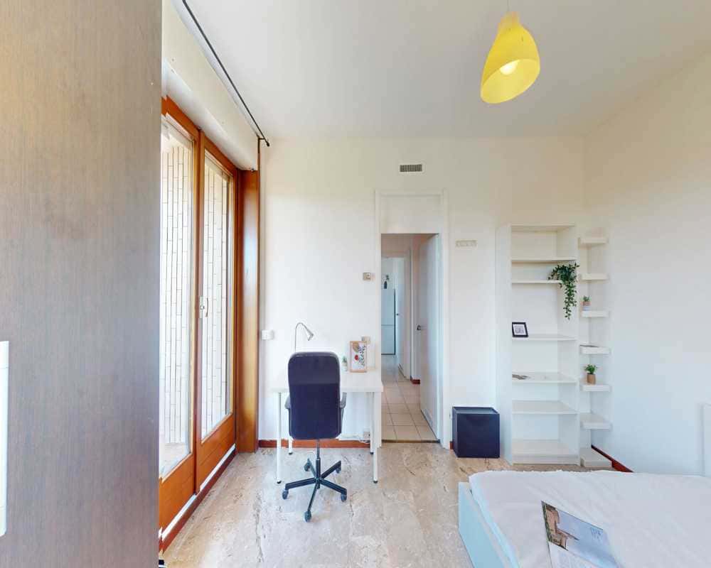 Stanza in Via Giuseppe Frua