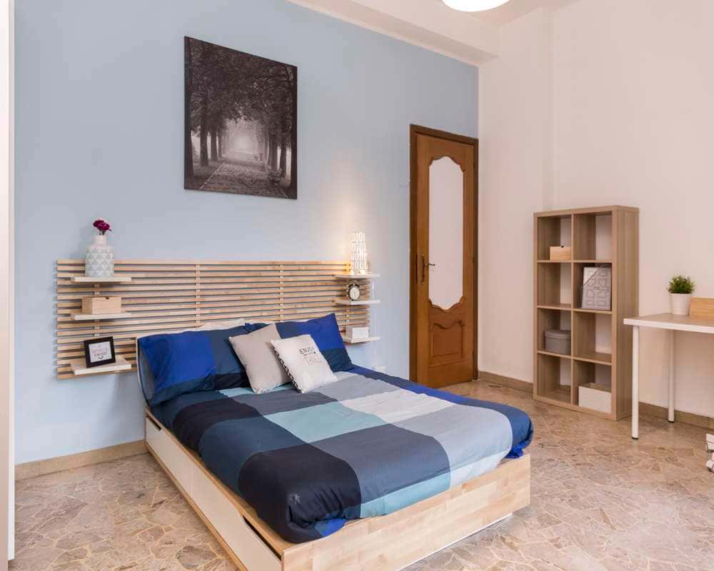 Stanza in Via Vincenzo Rabolini