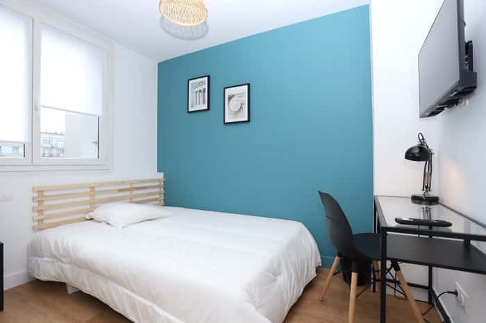 Listing photo thumbnail