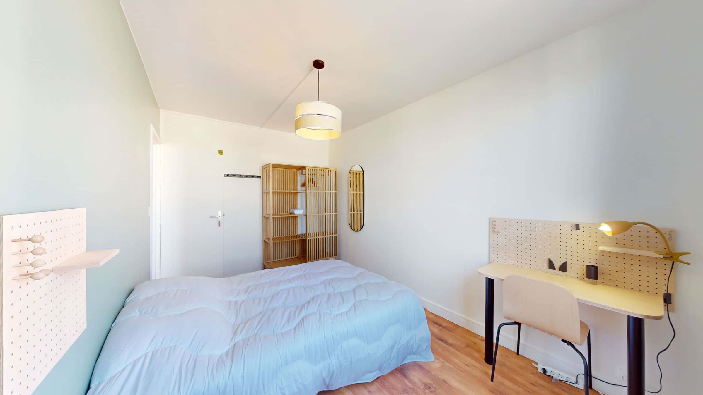 Asnières Robert 3 - Room S (5)