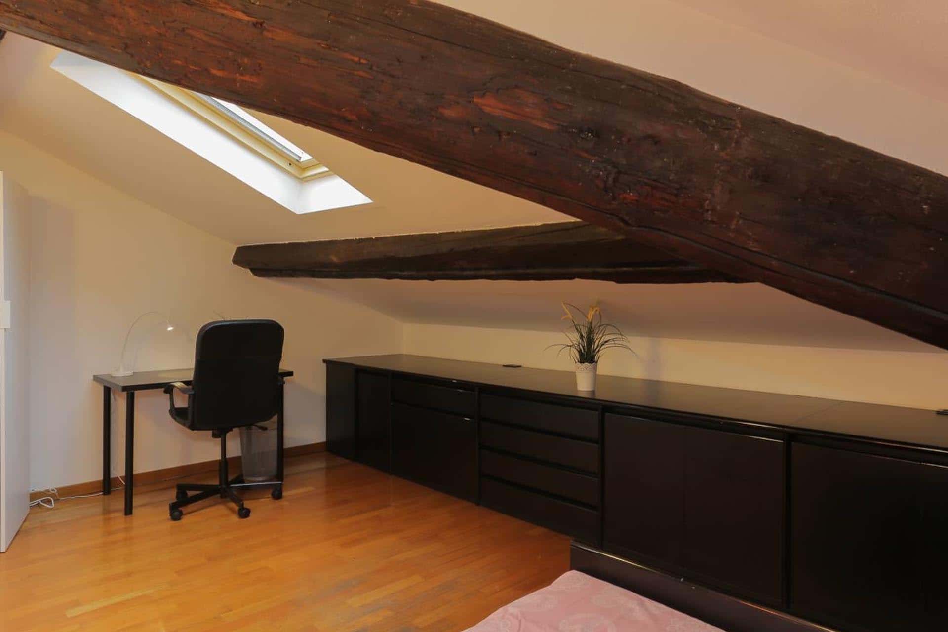 via broggi 13  private room s1