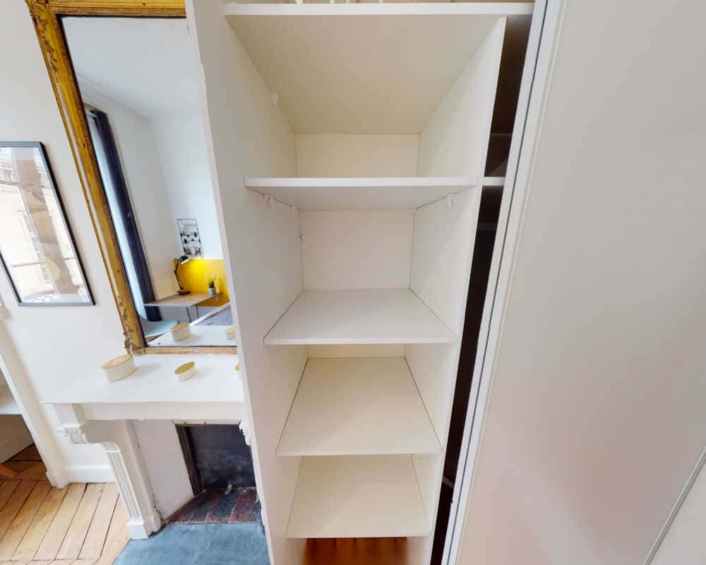 Chambre dans le rue Saint Dominique