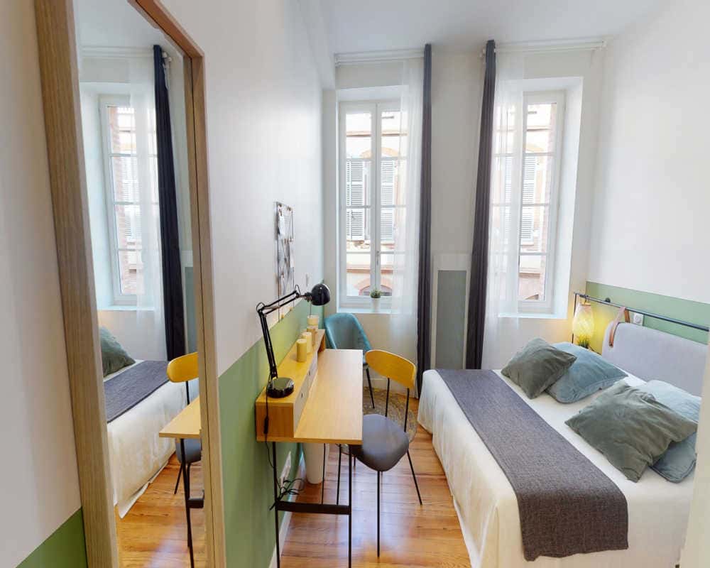 Chambre dans le rue Bellegarde