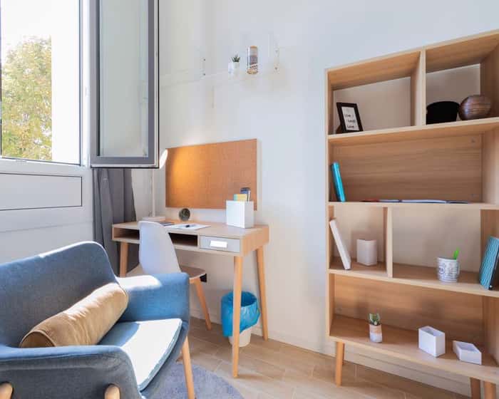 Listing photo thumbnail