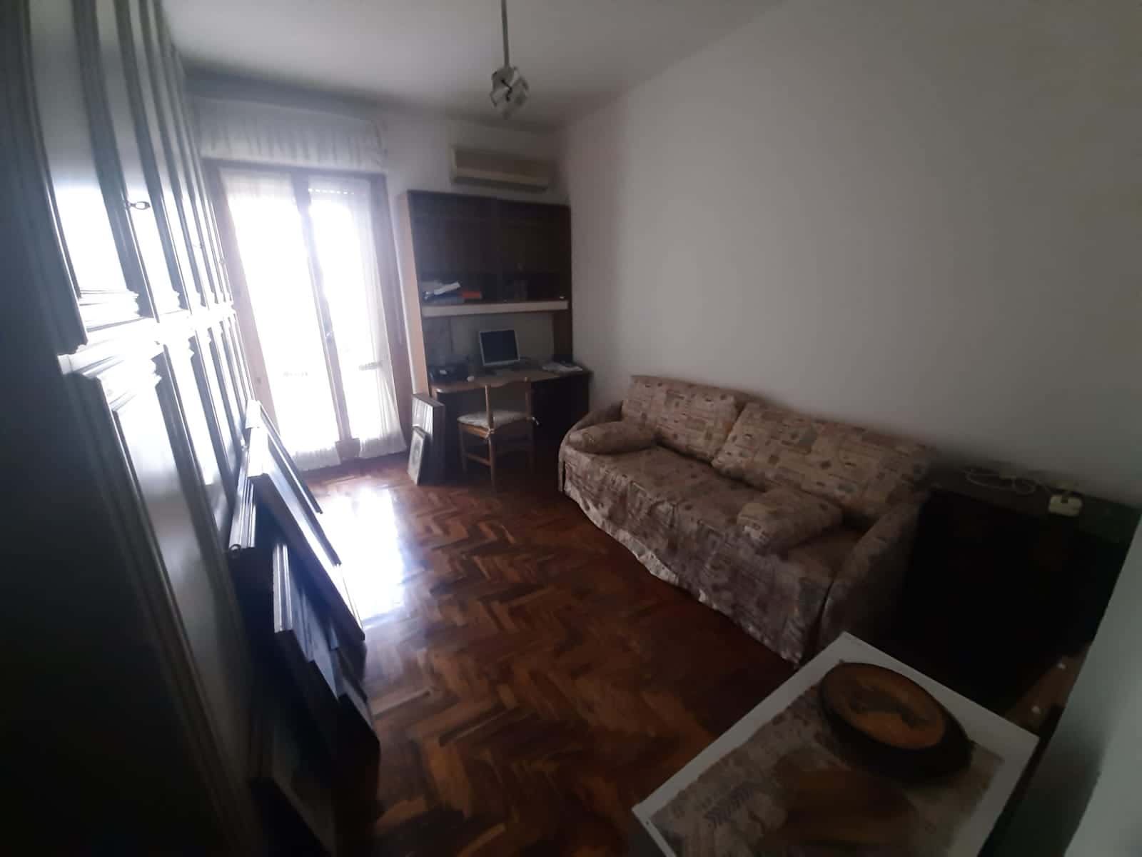 Stanza in Via Bernardo Rucellai, Milano di 100 m² con 4 camere
