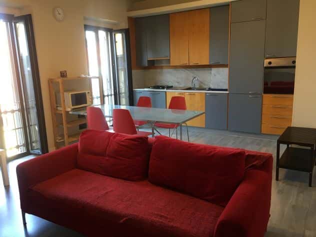 Apartamento em Via Paracelso, Milano para 80 m² com 2 quartos