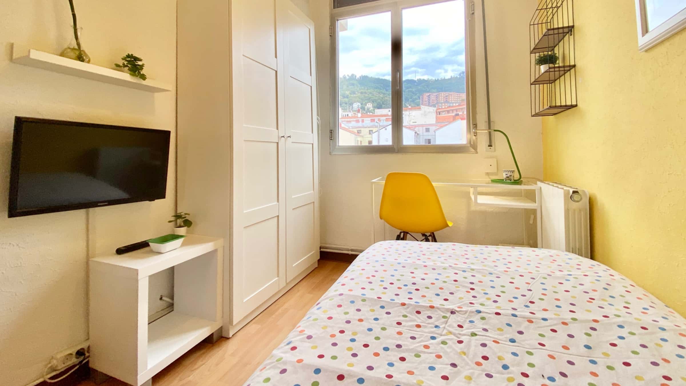 Habitación tranquila......Huertas 5