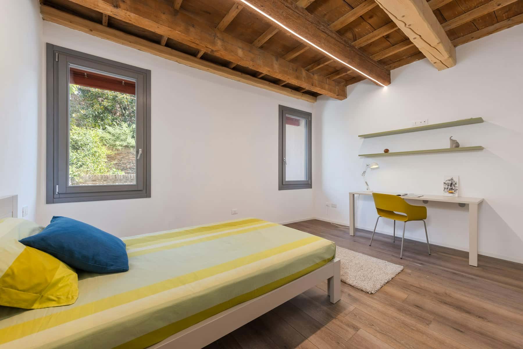 Stanza in Via Fondobanchetto, Ferrara di 48 m² con 3 camere
