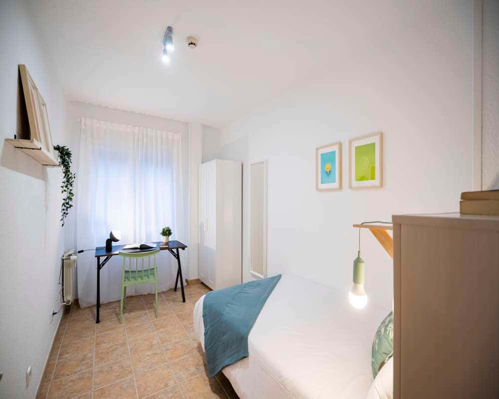 Habitación individual en la Calle de Bravo Murillo