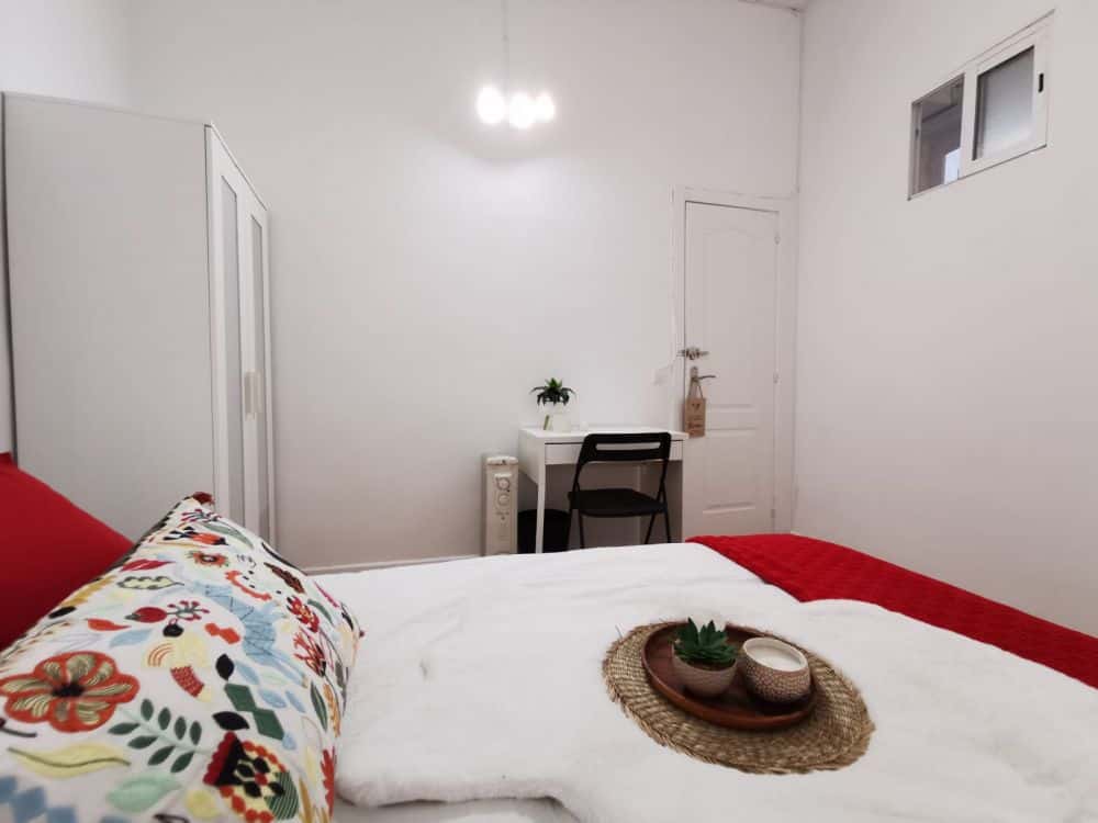 Acogedora habitación en Preciados, Madrid