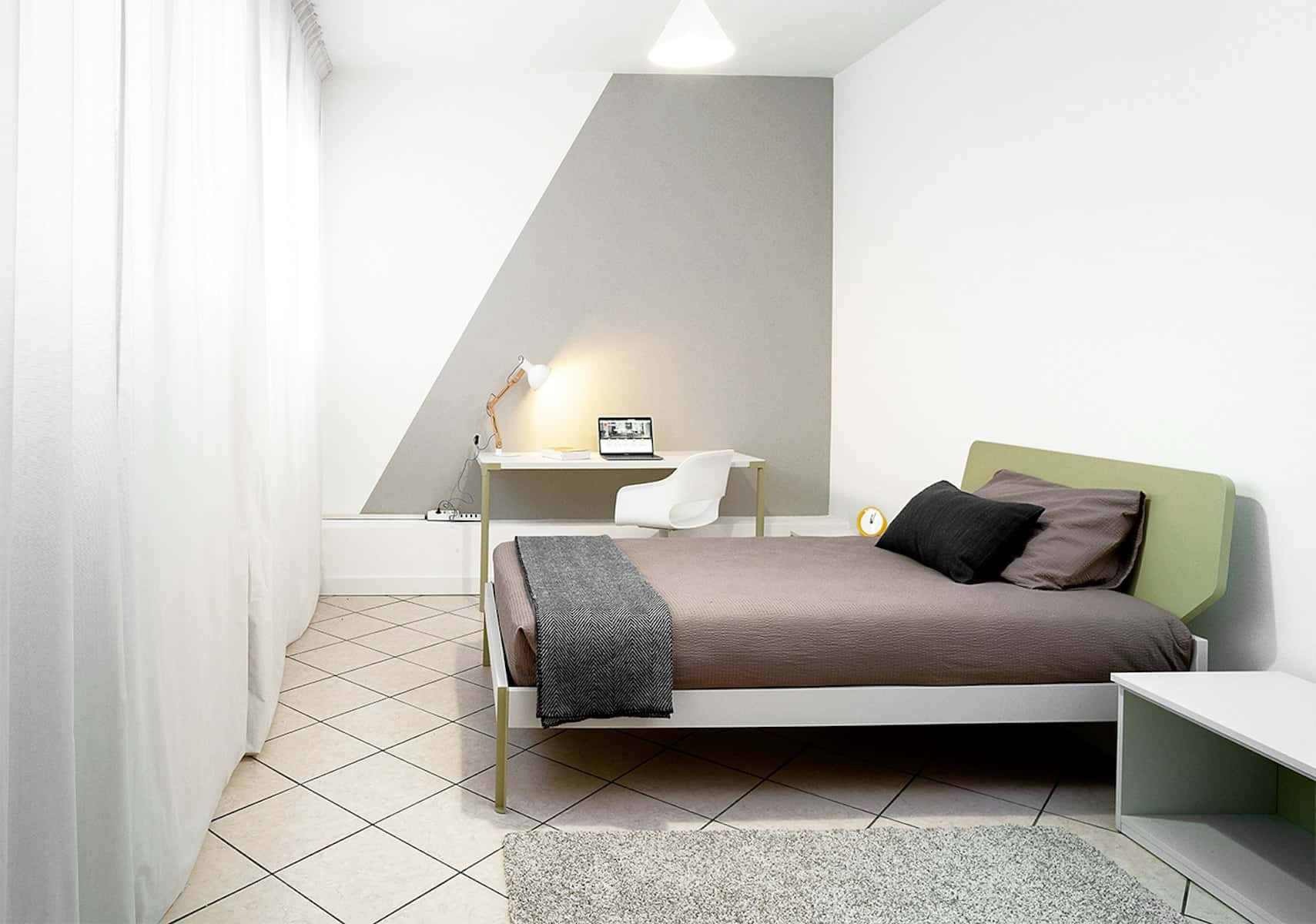 Zimmer in Via Palermo, Trento für 150 m² mit 8 Schlafzimmer