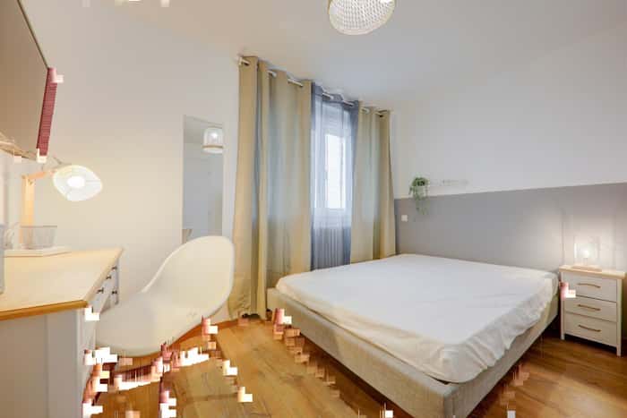 Listing photo thumbnail