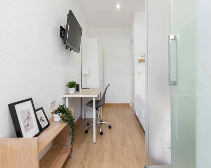 Listing photo thumbnail