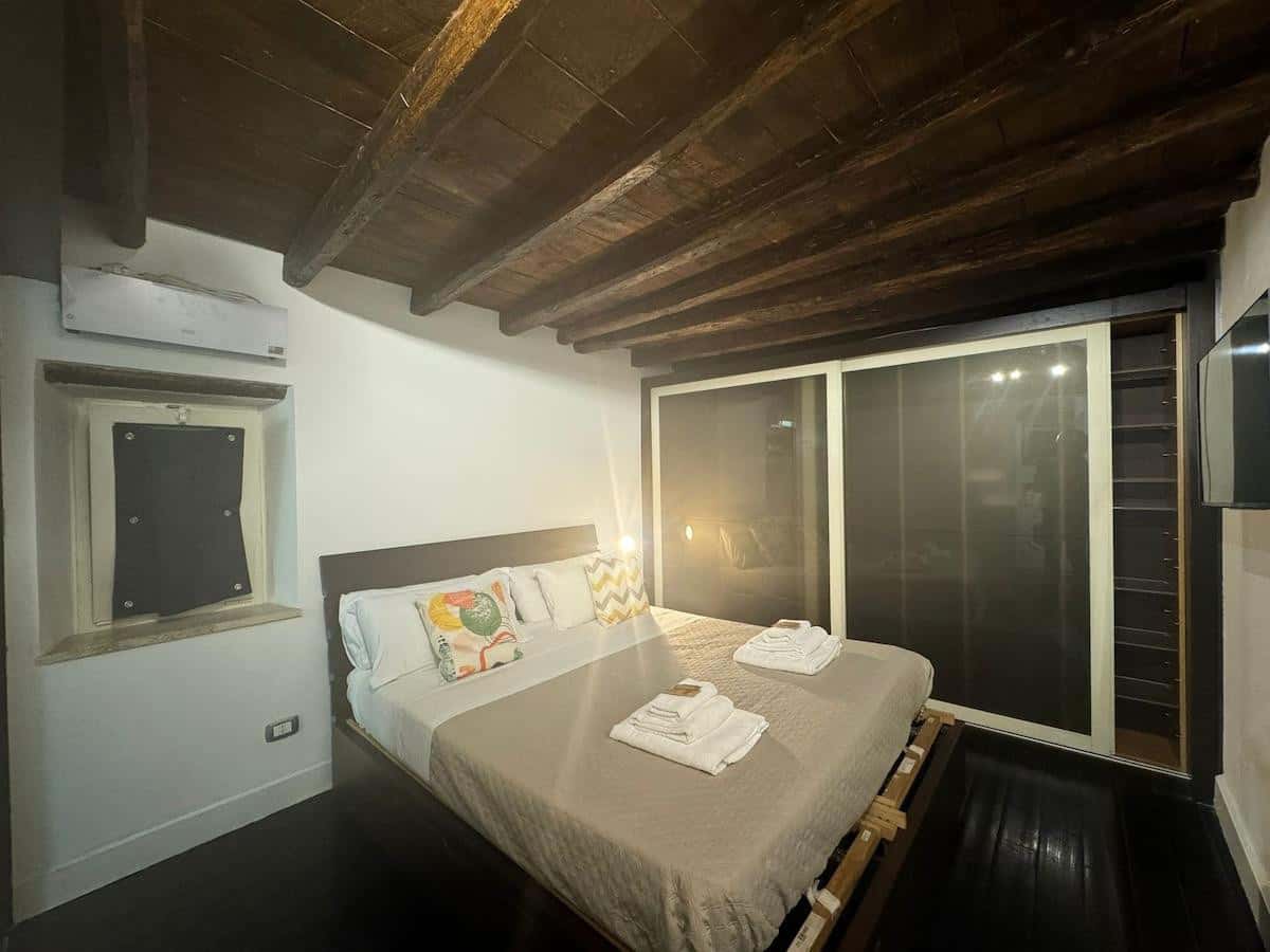 Apartment Rome, 1 bed — photo 2
