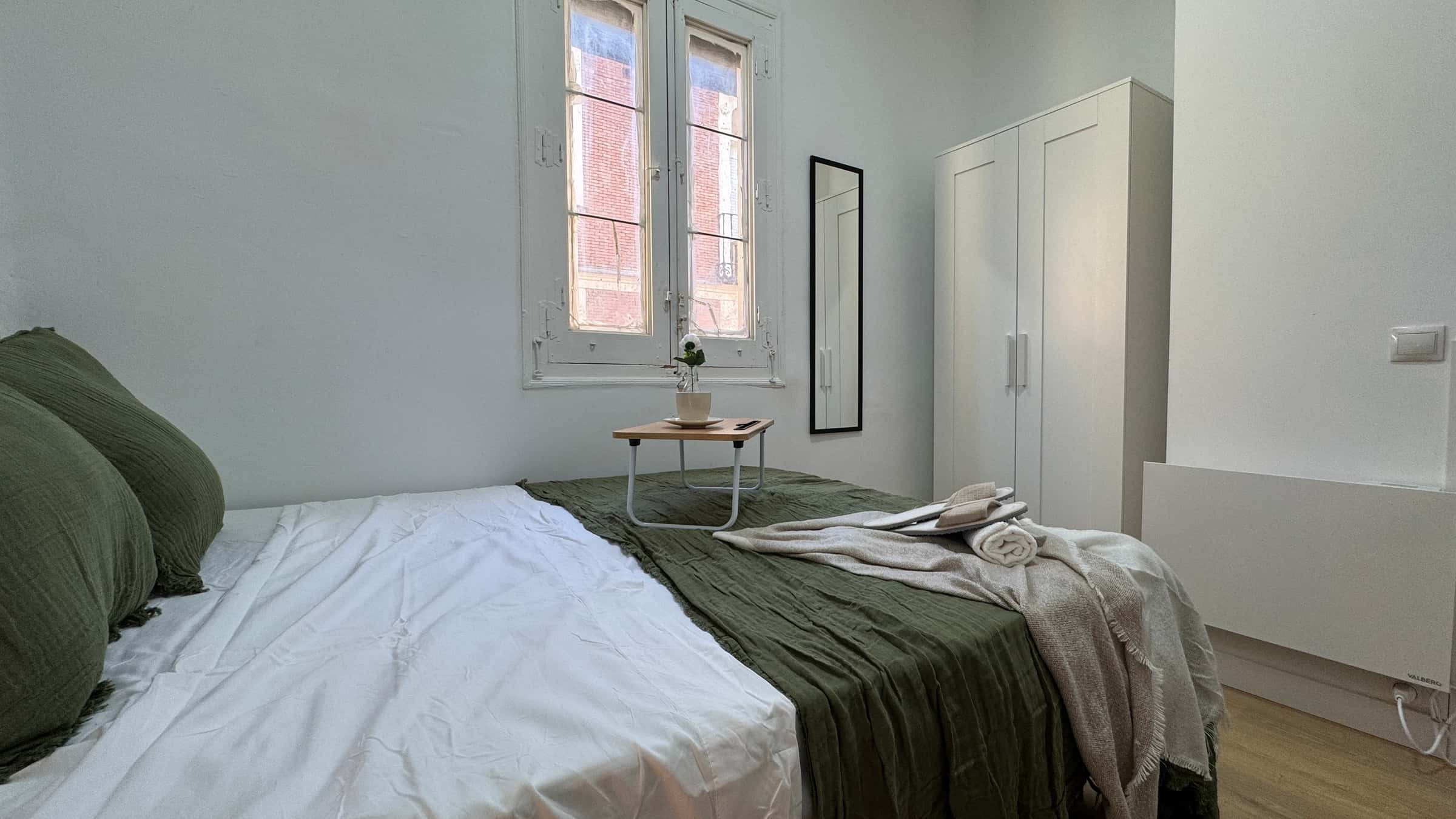 Habitación en Calle de Caravaca a estrenar (1H3)