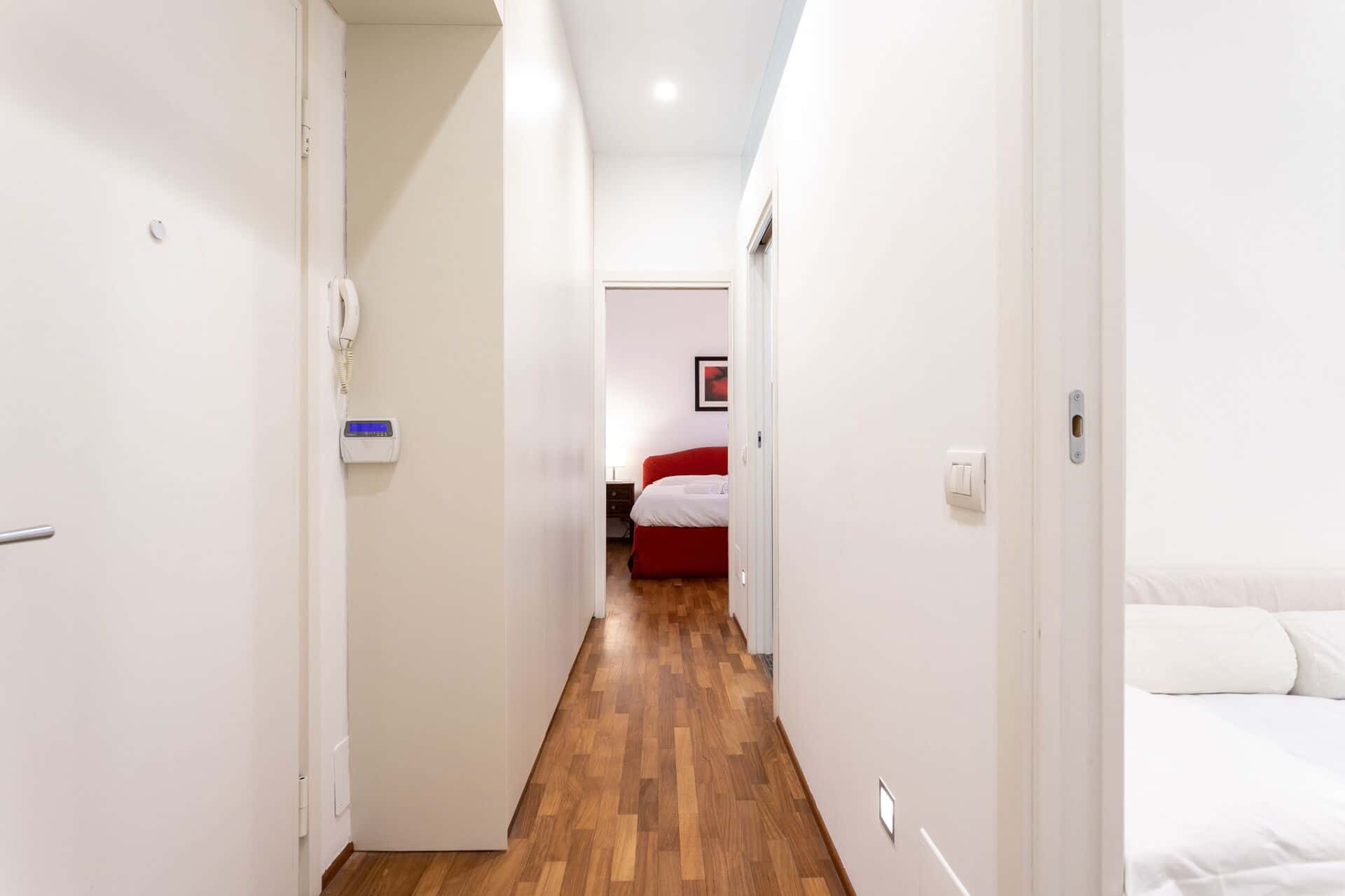 Apartment Milan, 2 beds — photo 8