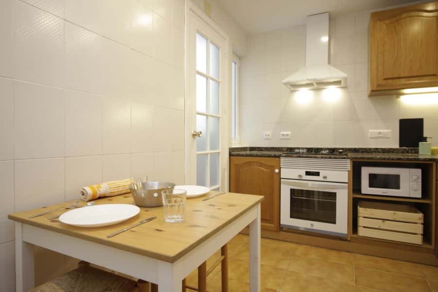 Habitación en piso de 4 habitaciones en Ciutat Vella