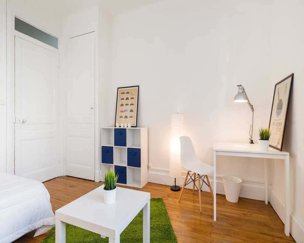 Chambre dans le Rue Quivogne