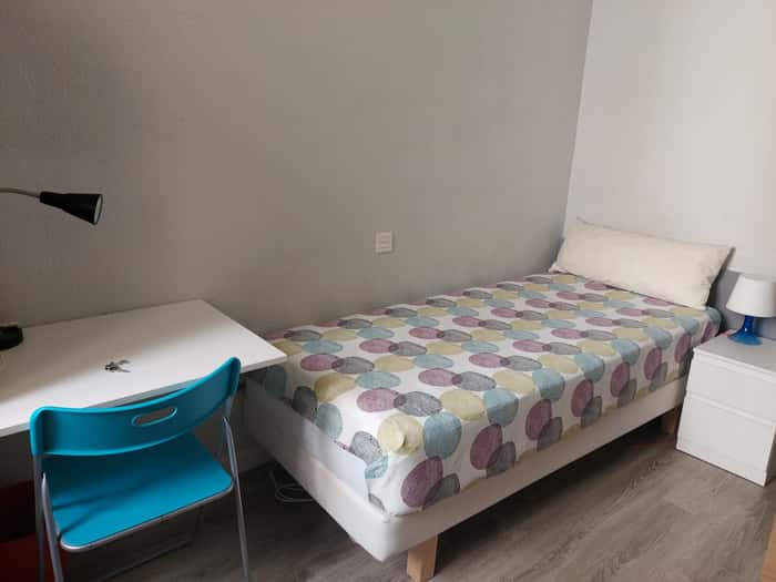 Listing photo thumbnail