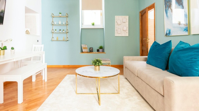 Listing photo thumbnail