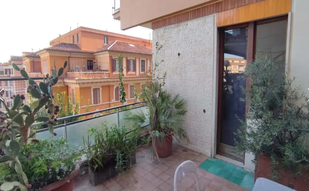 Via Traversari  con terrazzo e posto auto privato - Monteverde Vecchio