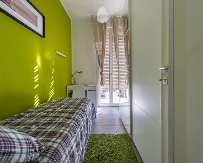 Listing photo thumbnail