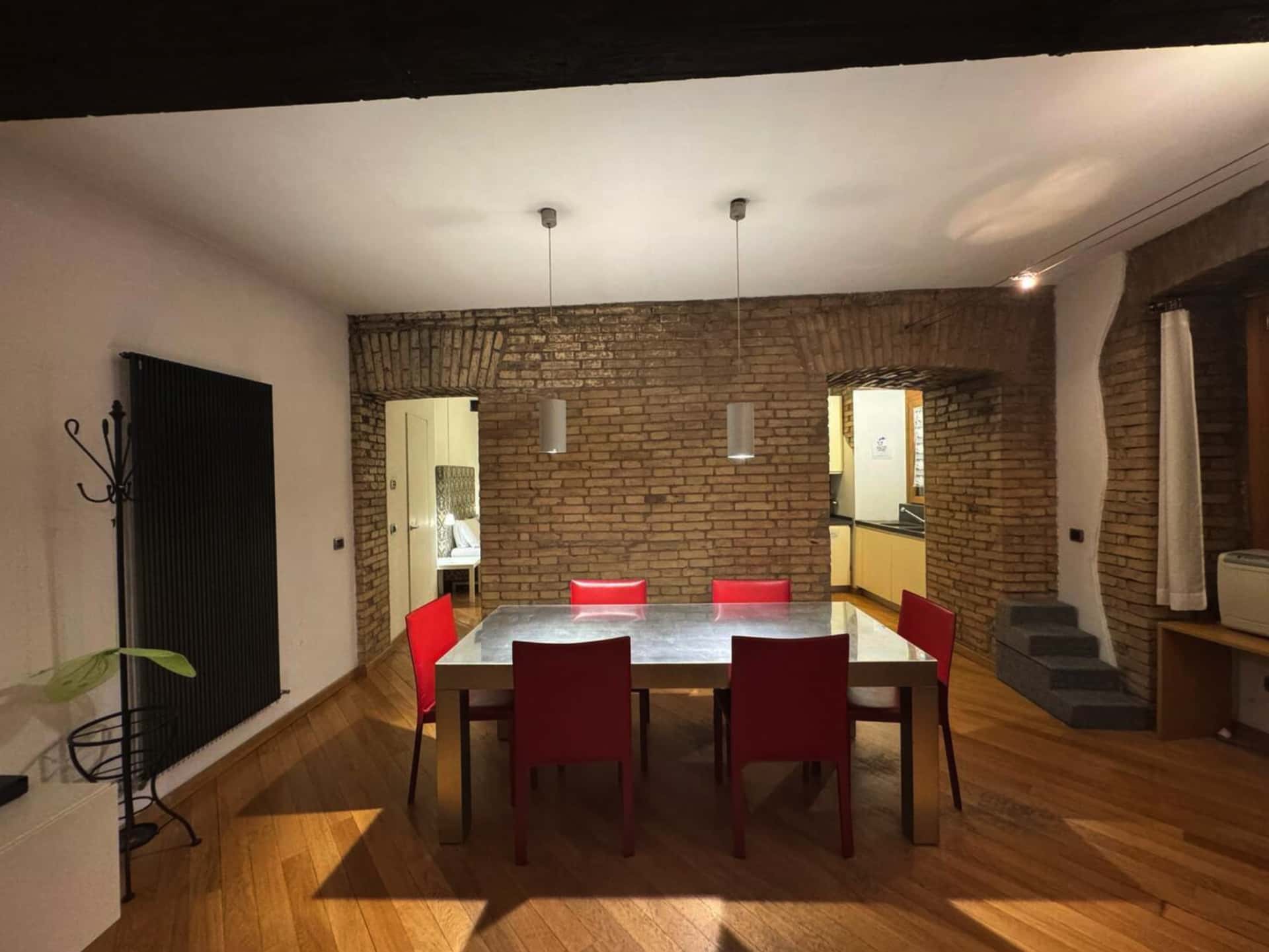 008 - Seminario - New! Renovated Apt in Ancient Rome