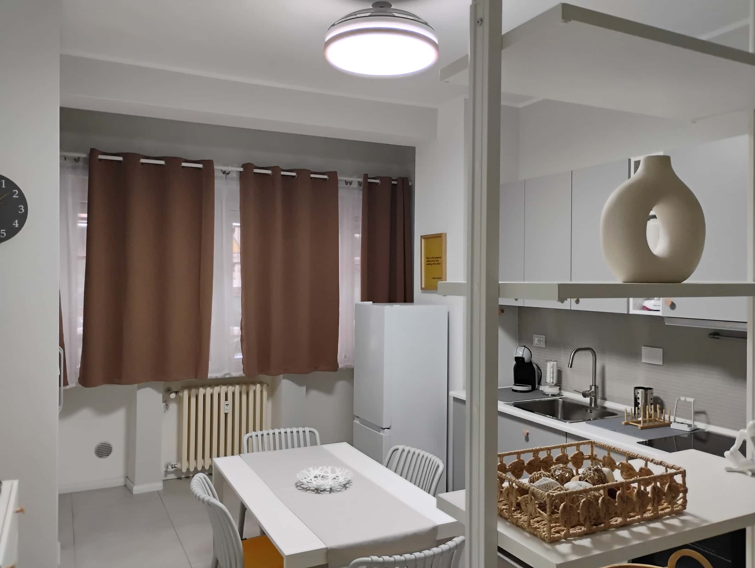 Bilocale ristrutturato in affitto – Via Saliceto, Torino