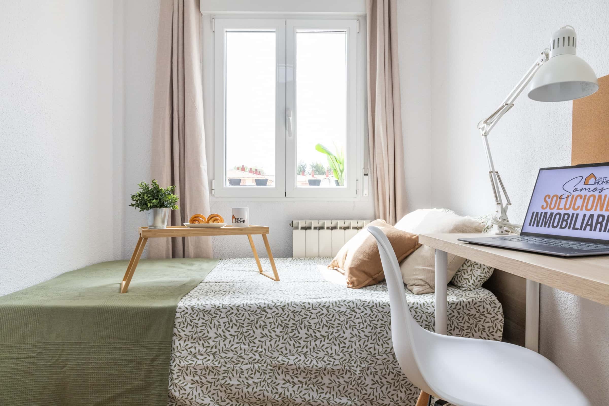 Habitacion privada en calle Santa Eva , Madrid