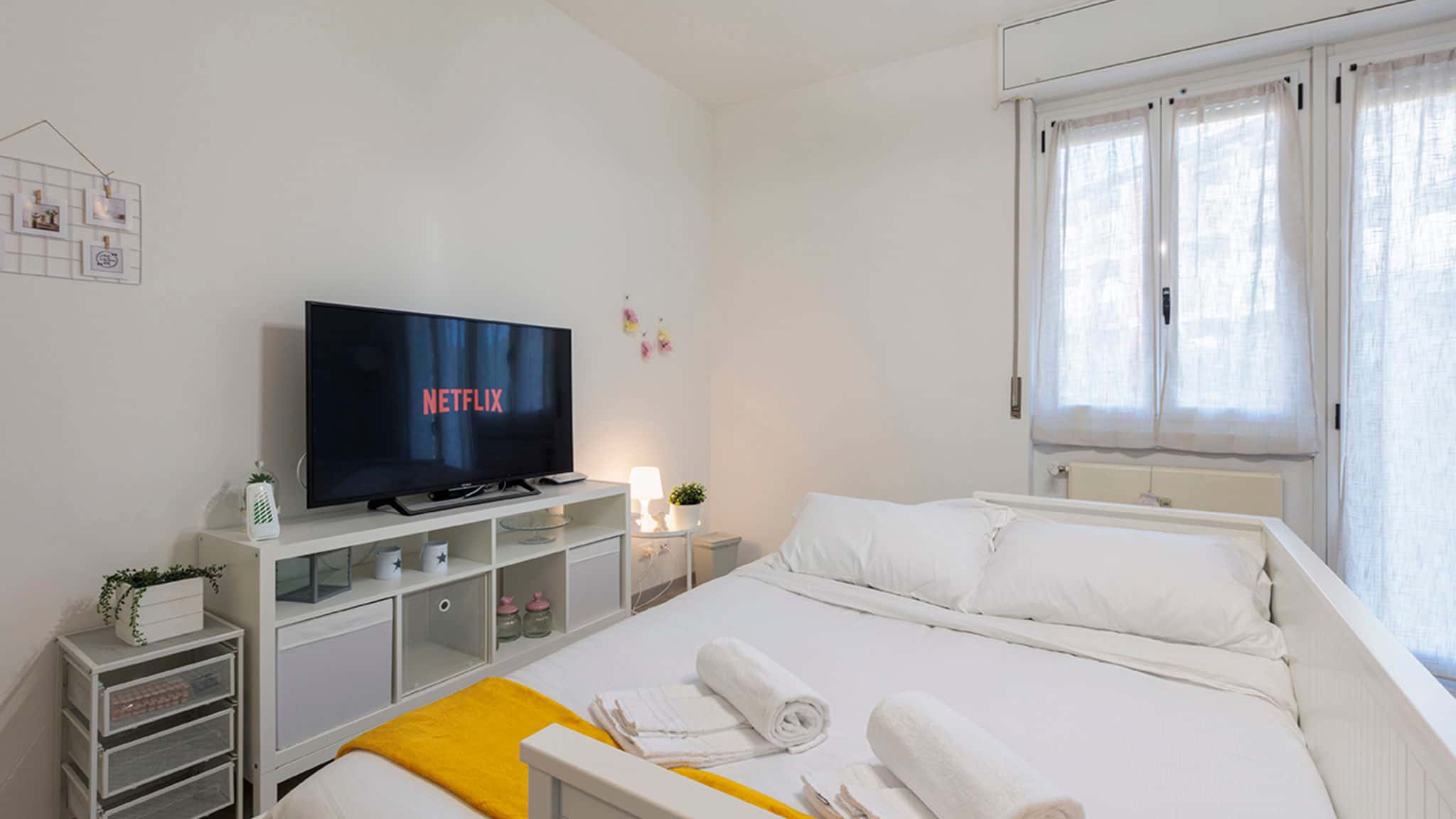 White Pearl BGY Station