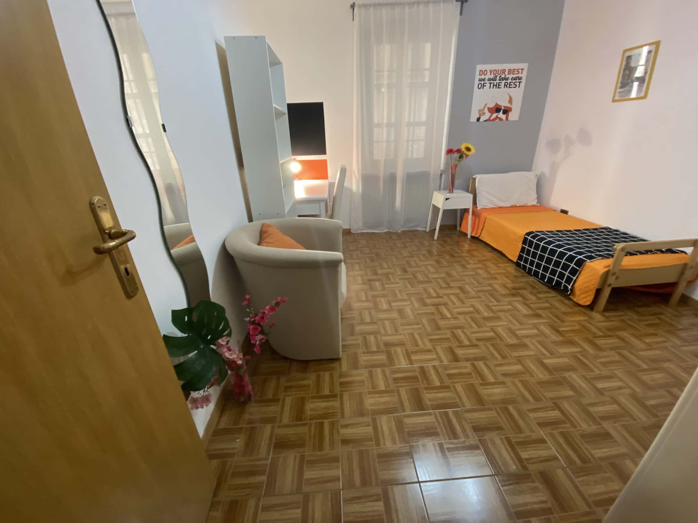 CAMPIELLO DEL TRIVIO 9 - Stanza 33